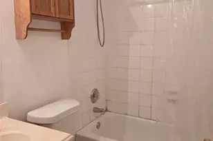 8703 April Arbor Ct, Houston, TX 77031 - Photo 5