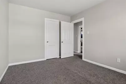 1711 W 5th Street, Freeport, TX 77541 - Photo 5