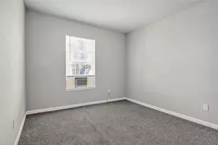 1711 W 5th St, Freeport, TX 77541 - Photo 9