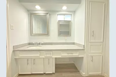 5926 Queensgate Drive, Houston, TX 77066 - Photo 37