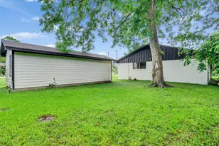 502 N Oak St, Texas City, TX 77591 - Photo 27