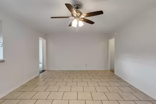 502 N Oak St, Texas City, TX 77591 - Photo 5
