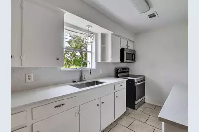 502 N Oak Street, Texas City, TX 77591 - Photo 13