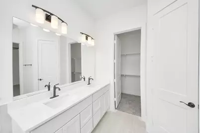 9438 Chateau Hill, Iowa Colony, TX 77578 - Photo 23