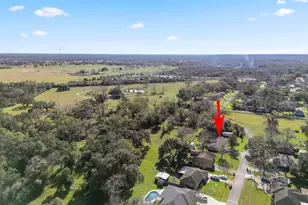 904 Avenue C, Sweeny, TX 77480 - Photo 35