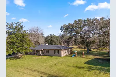 904 Avenue C, Sweeny, TX 77480 - Photo 1