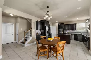 14407 Meadowlands Dr, Mont Belvieu, TX 77523 - Photo 13