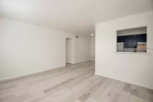 2333 Bering Dr, Houston, TX 77057 - Photo 5