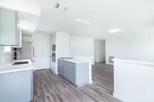 15910 Plagens Ln, Missouri City, TX 77489 - Photo 11