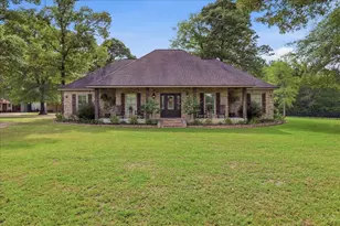 665 Co Rd 1270, Warren, TX 77664 - Photo 1