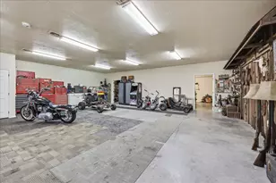 665 Co Rd 1270, Warren, TX 77664 - Photo 35