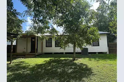 719 Eckel Street, La Grange, TX 78945 - Photo 11