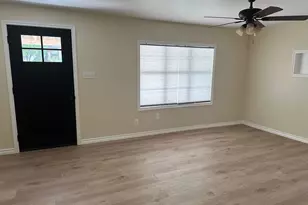 719 Eckel St, La Grange, TX 78945 - Photo 3