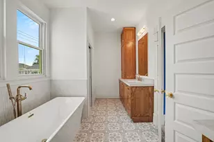 404 Avondale St, Houston, TX 77006 - Photo 27