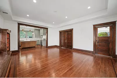 404 Avondale Street, Houston, TX 77006 - Photo 9