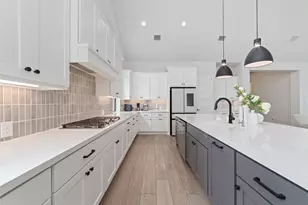 5511 Holly Holw Ln, Fulshear, TX 77441 - Photo 13