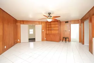 8235 Dover St, Houston, TX 77061 - Photo 11