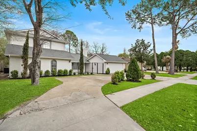 7810 Antoine Drive, Houston, TX 77088 - Photo 15