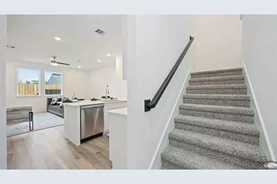 5921 Manning Oaks Street, Houston, TX 77091 - Photo 13