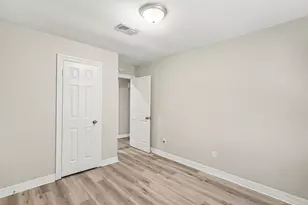 3 Flint St, Conroe, TX 77301 - Photo 11