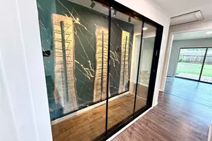 7810 Nairn St, Houston, TX 77074 - Photo 9