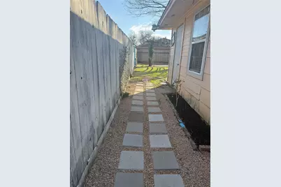 11008 Misty Summit Drive, Houston, TX 77086 - Photo 17