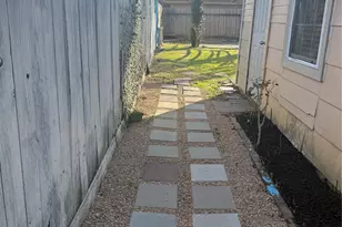 11008 Misty Summit Dr, Houston, TX 77086 - Photo 17