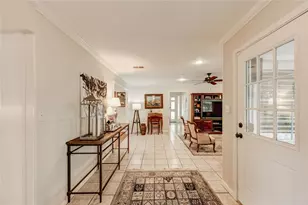 2602 Briarbrook Dr, Houston, TX 77042 - Photo 9
