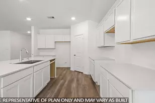509 Comal Trl, Dayton, TX 77535 - Photo 7