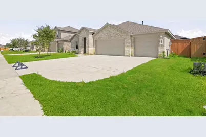 509 Comal Trail, Dayton, TX 77535 - Photo 3