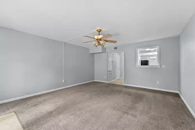 5237 Arboles Drive #C, Houston, TX 77035 - Photo 9