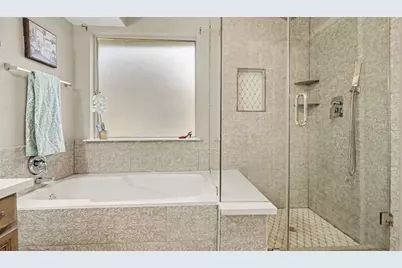 1927 Pinewood Court, Baytown, TX 77521 - Photo 25