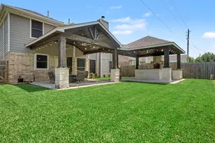 1927 Pinewood Ct, Baytown, TX 77521 - Photo 41