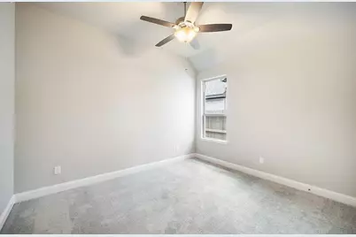 11211 Southwood Drive, Iowa Colony, TX 77583 - Photo 9