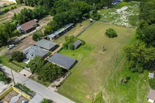 9409 Irby St, Houston, TX 77088 - Photo 3