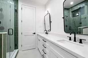 611B E 25th St, Houston, TX 77008 - Photo 13