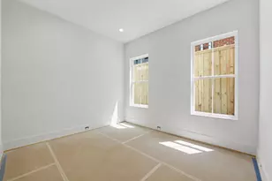 611B E 25th St, Houston, TX 77008 - Photo 17