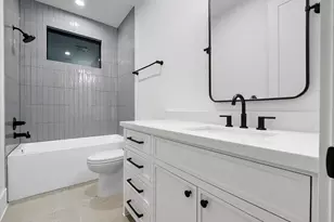 611B E 25th St, Houston, TX 77008 - Photo 37