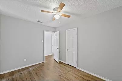 710 13th Street N, Texas City, TX 77590 - Photo 9