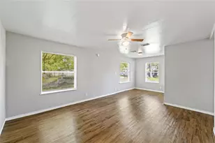 710 13th St N, Texas City, TX 77590 - Photo 5