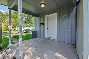 710 13th St N, Texas City, TX 77590 - Photo 15