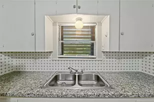 6201 Park Ave, Texas City, TX 77591 - Photo 5