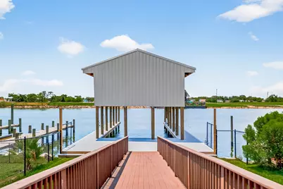 225 S Front Street, Freeport, TX 77541 - Photo 39