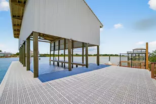 225 S Front St, Freeport, TX 77541 - Photo 5