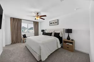 10419 Pelham Cres Ct, Houston, TX 77051 - Photo 11