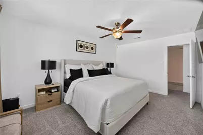 10419 Pelham Crescent Court, Houston, TX 77051 - Photo 13