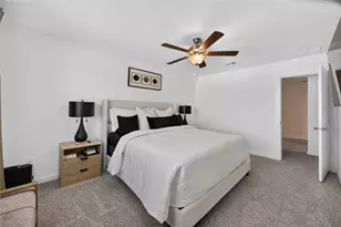 10419 Pelham Cres Ct, Houston, TX 77051 - Photo 13