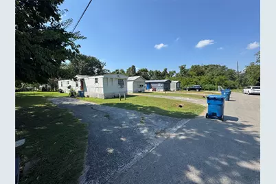 1623 Brazos Street, Hempstead, TX 77445 - Photo 13