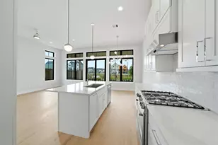 8715 Padua Ln, Houston, TX 77055 - Photo 5