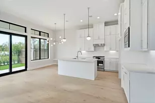 8715 Padua Ln, Houston, TX 77055 - Photo 21